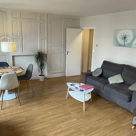 Appartement L'eutopia en plein centre de Chablis Extérieur photo